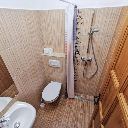 Petofi Setany Panzio Siofok Apartment Exterior photo