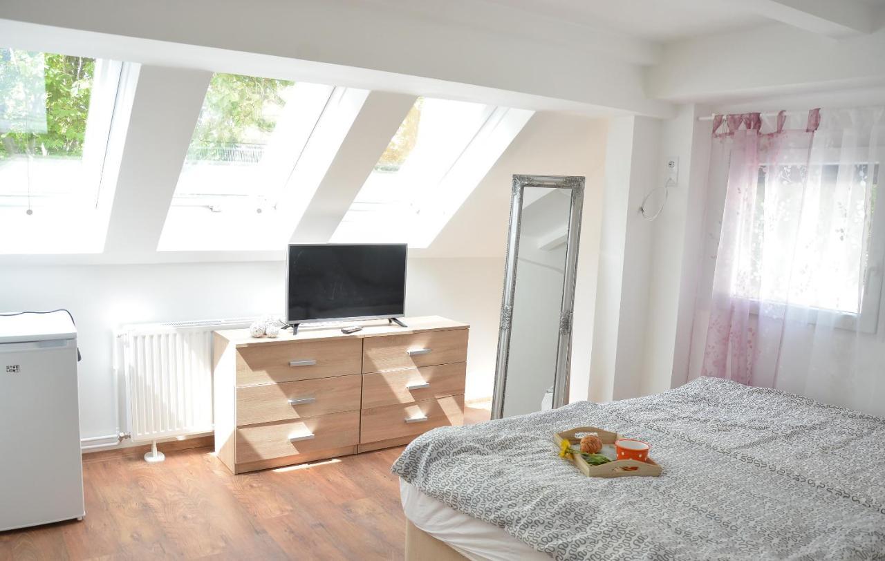 Petofi Setany Panzio Appartement